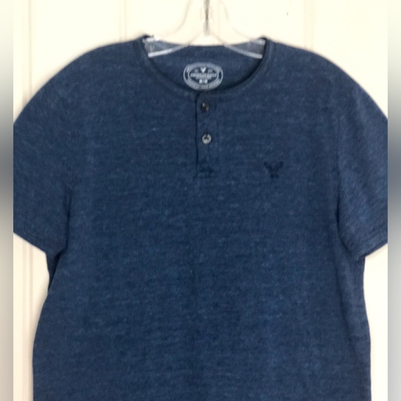 American Eagle 2 Button Polo Henley Shirt
Medium 38 - 40
Lightweight Stretch Mat - Picture 4 of 14